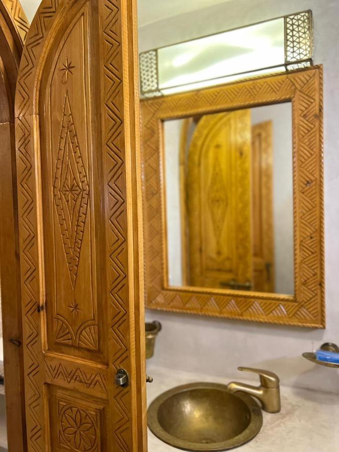 Отель Riad Dar El Hania Эс-Сувейра Экстерьер фото