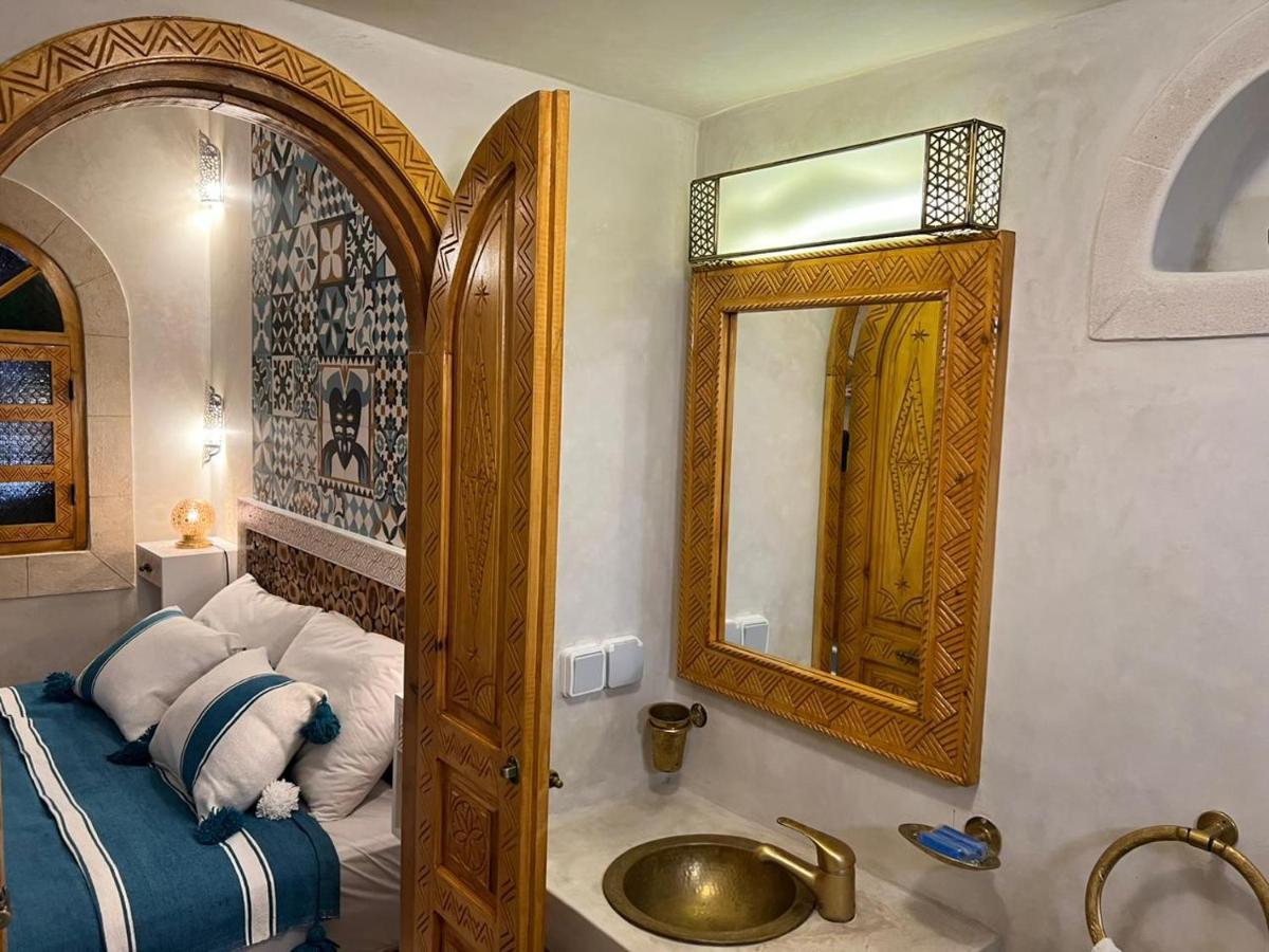 Отель Riad Dar El Hania Эс-Сувейра Экстерьер фото